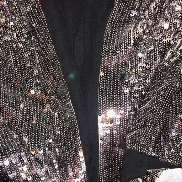 ALEXIS Sequin Top / Cardigan - Picture 6 of 7